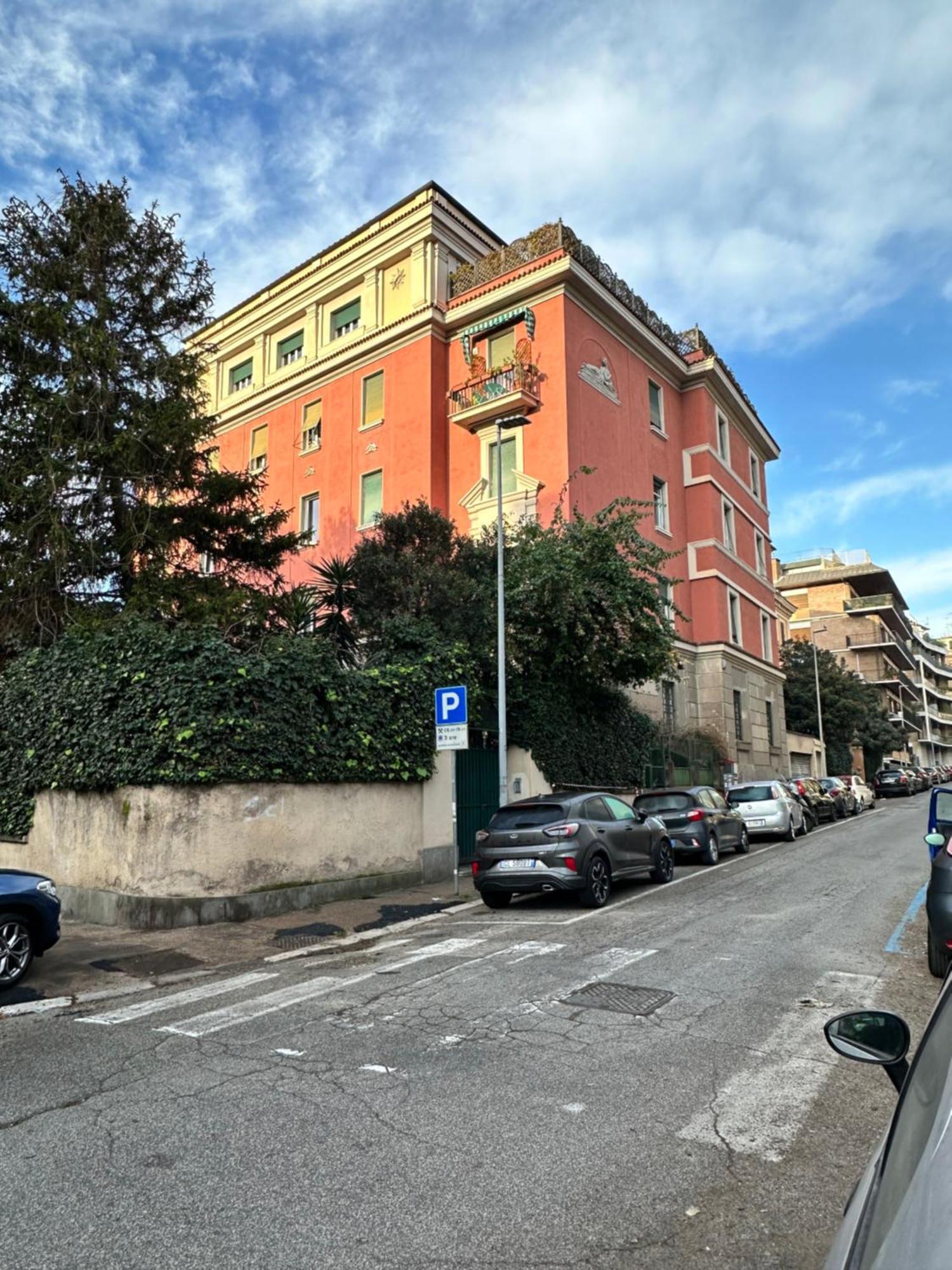 Lala New And Beautiful Rome